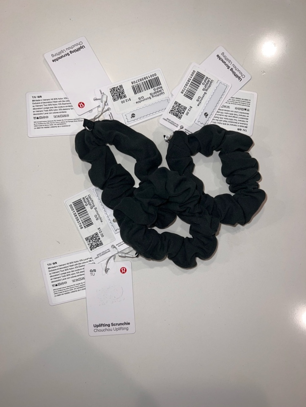 NWT Lululemon Uplifting Scrunchies Black Hair Ties Athletic Uplifting Set of 3 - Picture 4 of 5